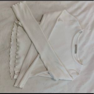 long sleeve fitted ribbed tee with ruffles